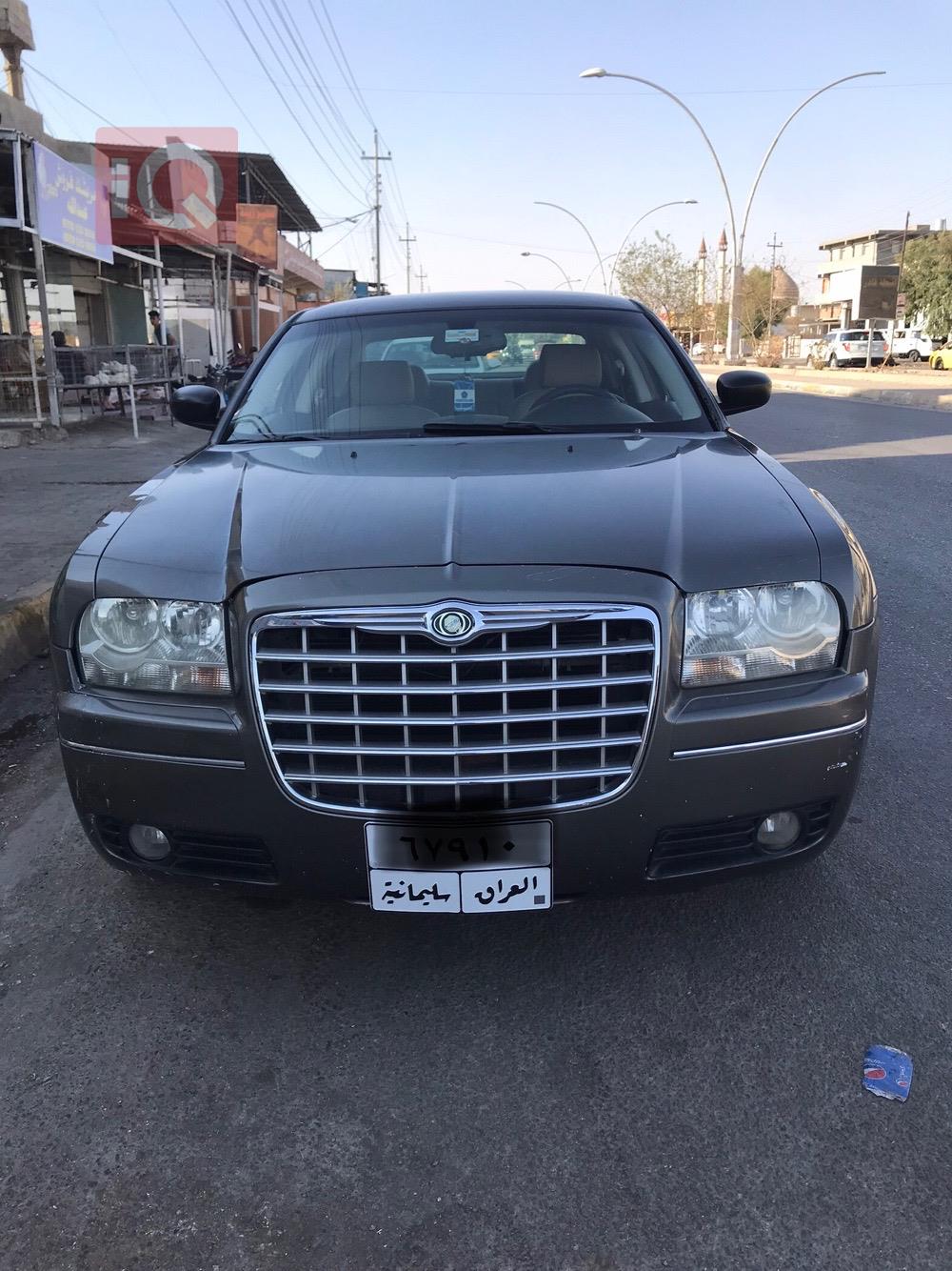 كرايسلر 300
